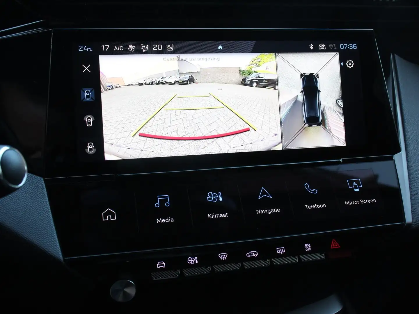 Peugeot 408 1.2 PureTech Allure 130 Automaat | Navigatie | App Zwart - 2
