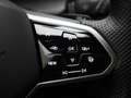 Volkswagen Golf 1.5 eTSI 130pk DSG R-Line · Camera · Apple/Android Zwart - thumbnail 17