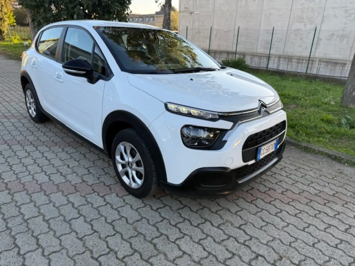 Citroen C3 PureTech 83 S&S Feel Pak  5P. Blanc - 1
