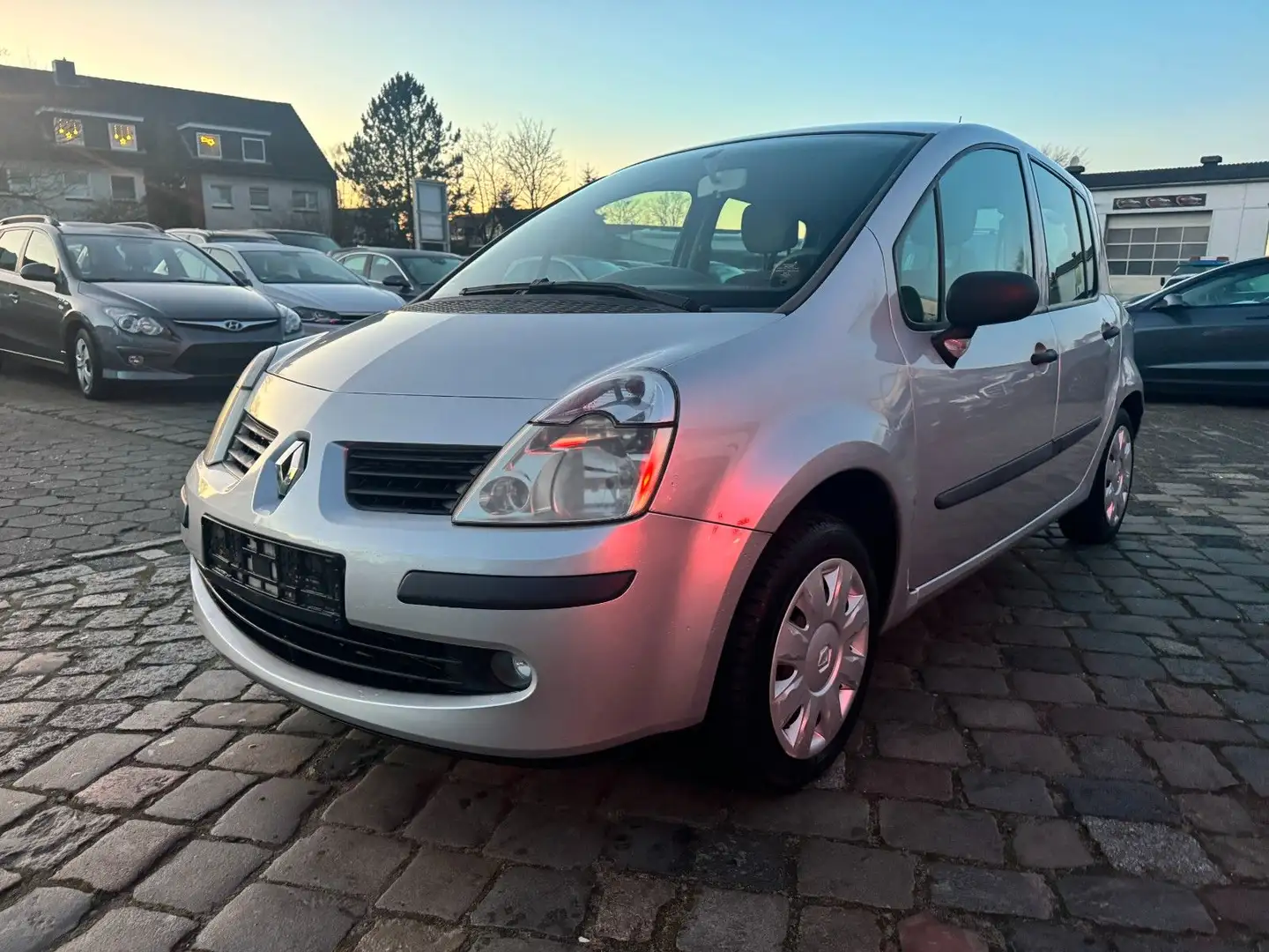 Renault Modus Avantage *Klima *90tkm *2.Hand Grau - 1