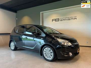 1.4 TURBO COSMO-uitv/AIRCO/CRUISECONTROL/NAVIGATIE