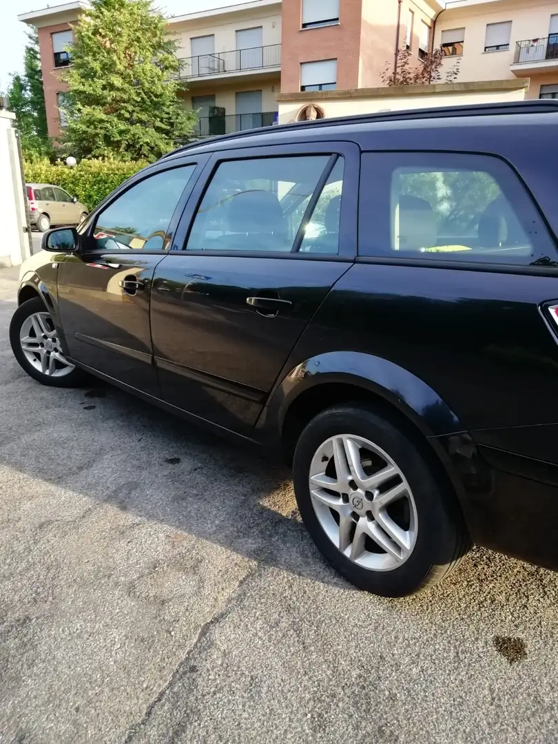 Opel Astra Astra III 2004 SW SW 1.7 cdti Club 101cv Nero - 1