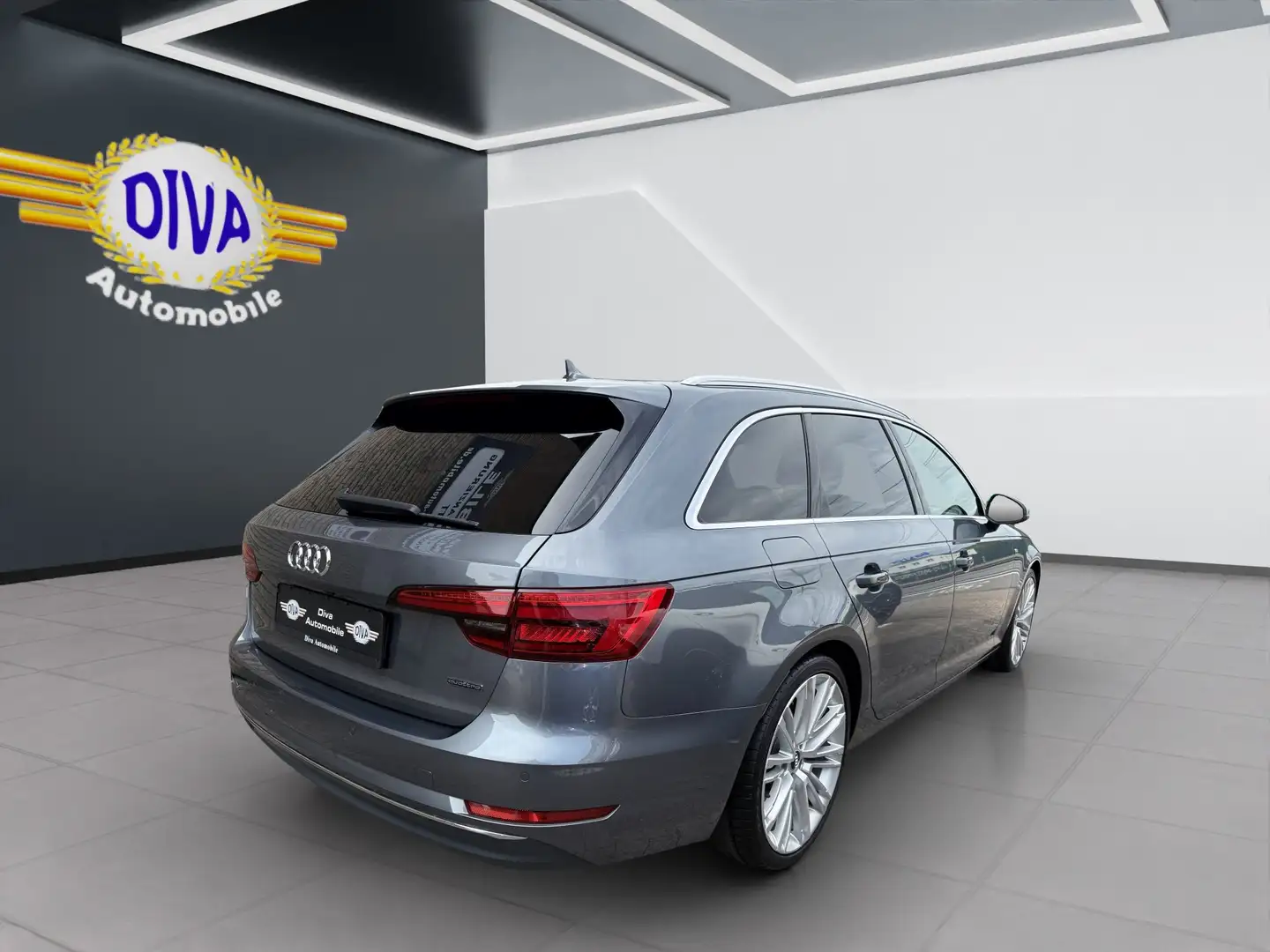 Audi A4 2.0 TDI quattro S Line Sport Plus Grau - 2
