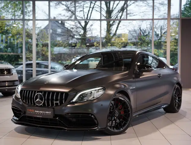 Mercedes-Benz C 63 AMG S Coupé *Perf-AGA*Perf-Sitz*Pano*Aerody