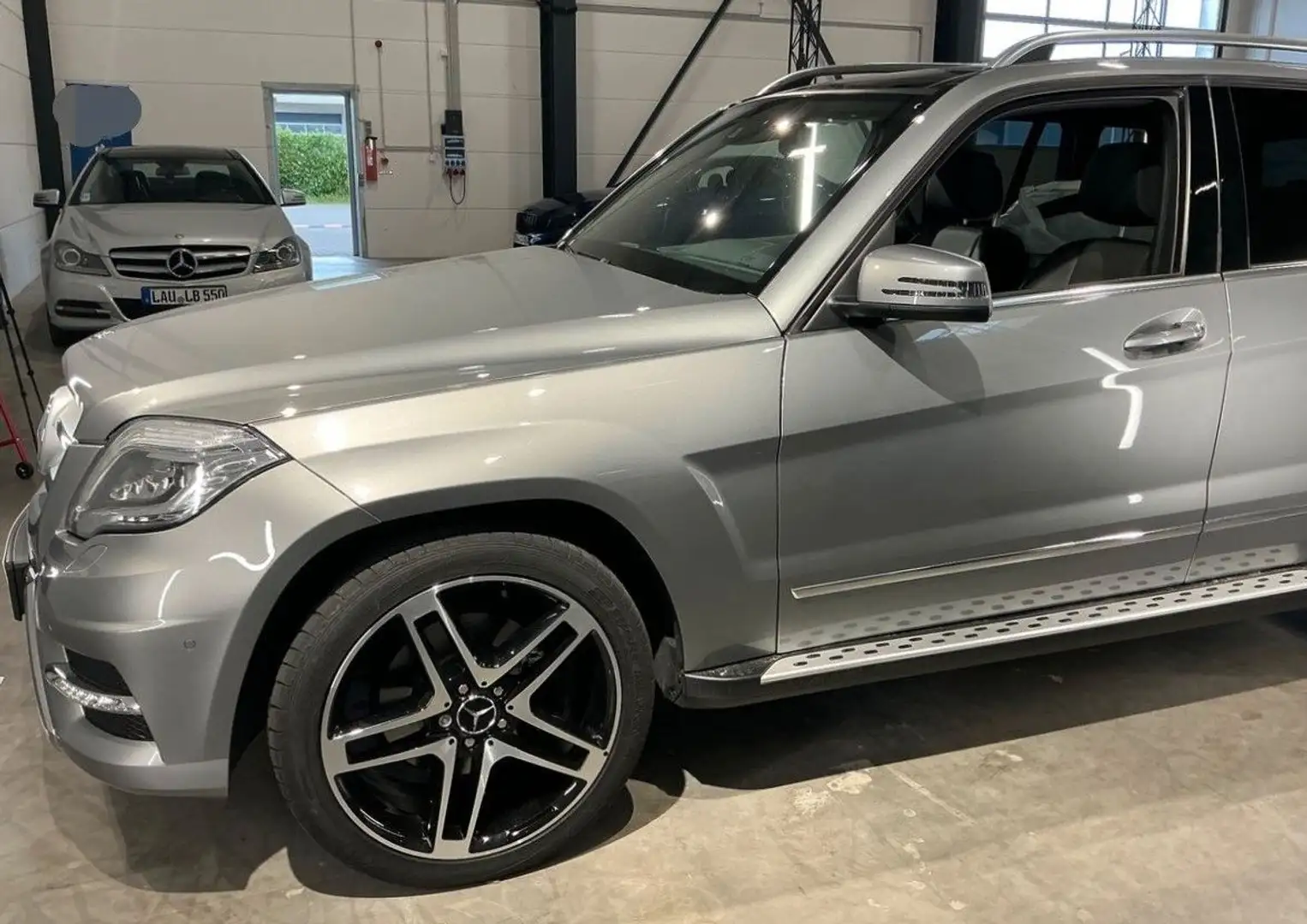 Mercedes-Benz GLK 250 CDI BlueTec 4Matic *AMG*Panorama*Kamera* Argintiu - 2