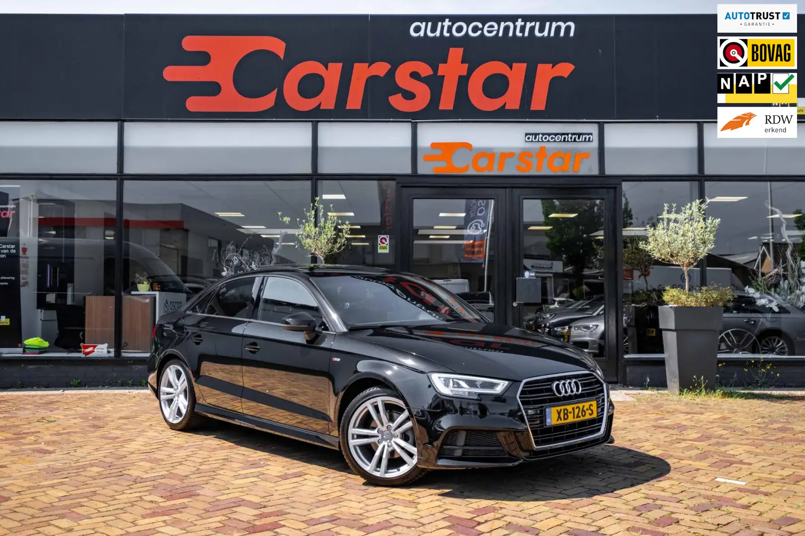 Audi A3 Limousine 1.5 TFSI CoD Sport S Line Edition|Pano|N Zwart - 1