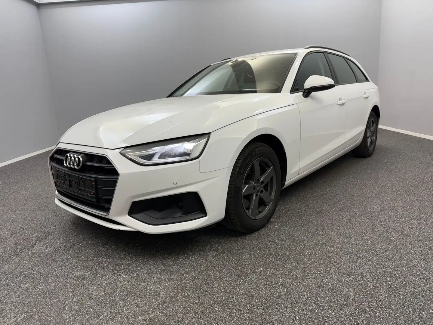 Audi A4 Avant 40 g-tron*AHK*ACC*SOUND*SPORT*TOP* Weiß - 1