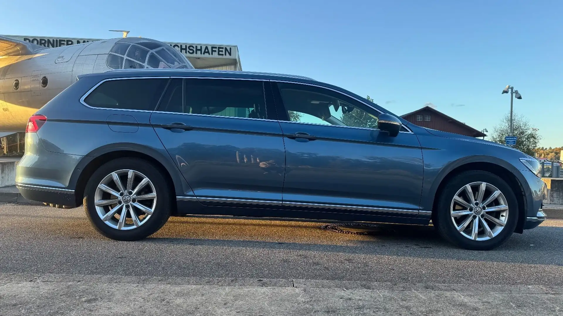 Volkswagen Passat Variant Highline BMT/Start-Stopp Bleu - 2