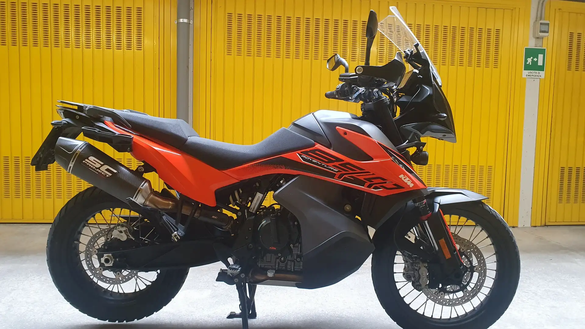 KTM 890 Adventure Touring Oranžová - 1