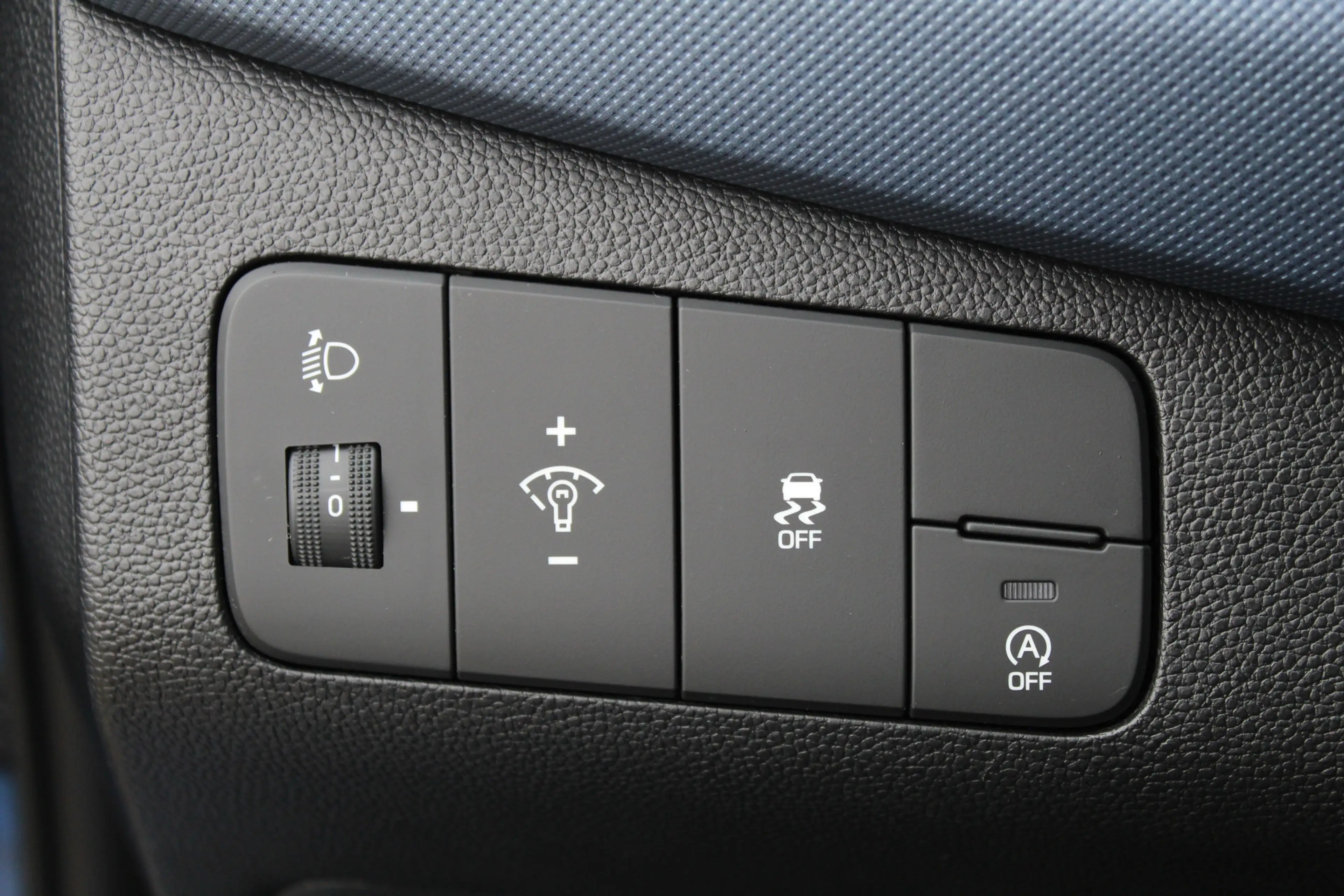 Hyundai i10 1.0i i-Motion Comfort / Climate / Cruise / N.A.P. — photo 23
