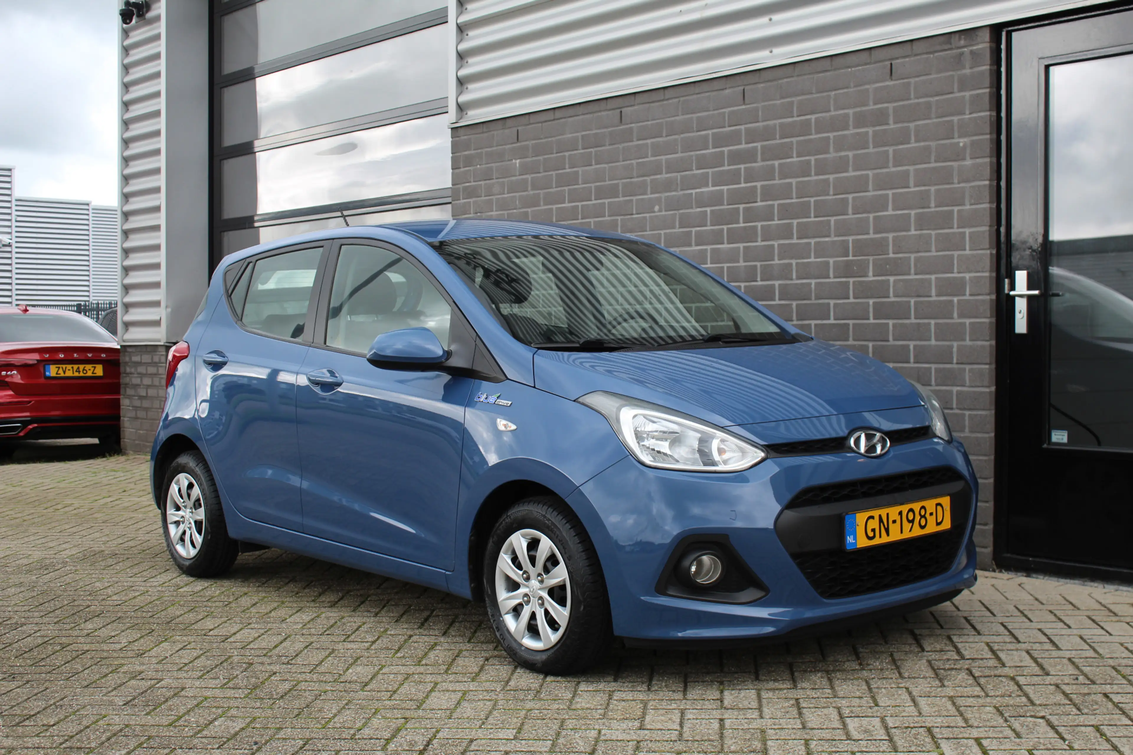 Hyundai i10 1.0i i-Motion Comfort / Climate / Cruise / N.A.P. — photo 6
