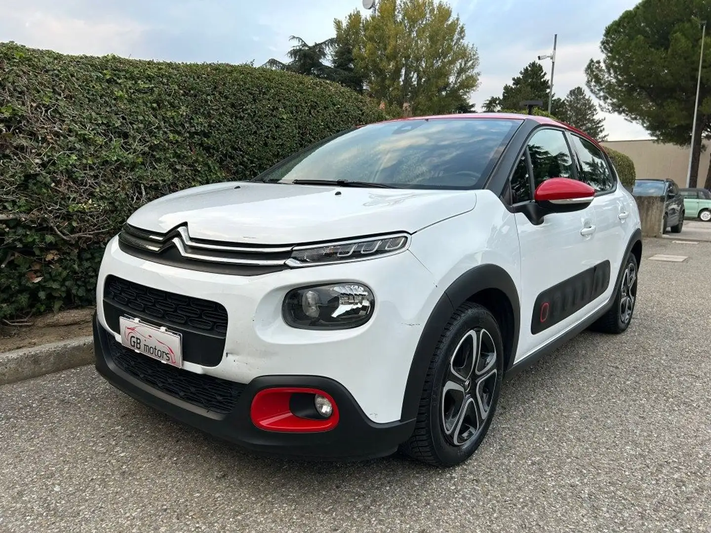 Citroen C3 PureTech 82 GPL Shine NEOPATENTATI - TELECAMERA Wit - 2