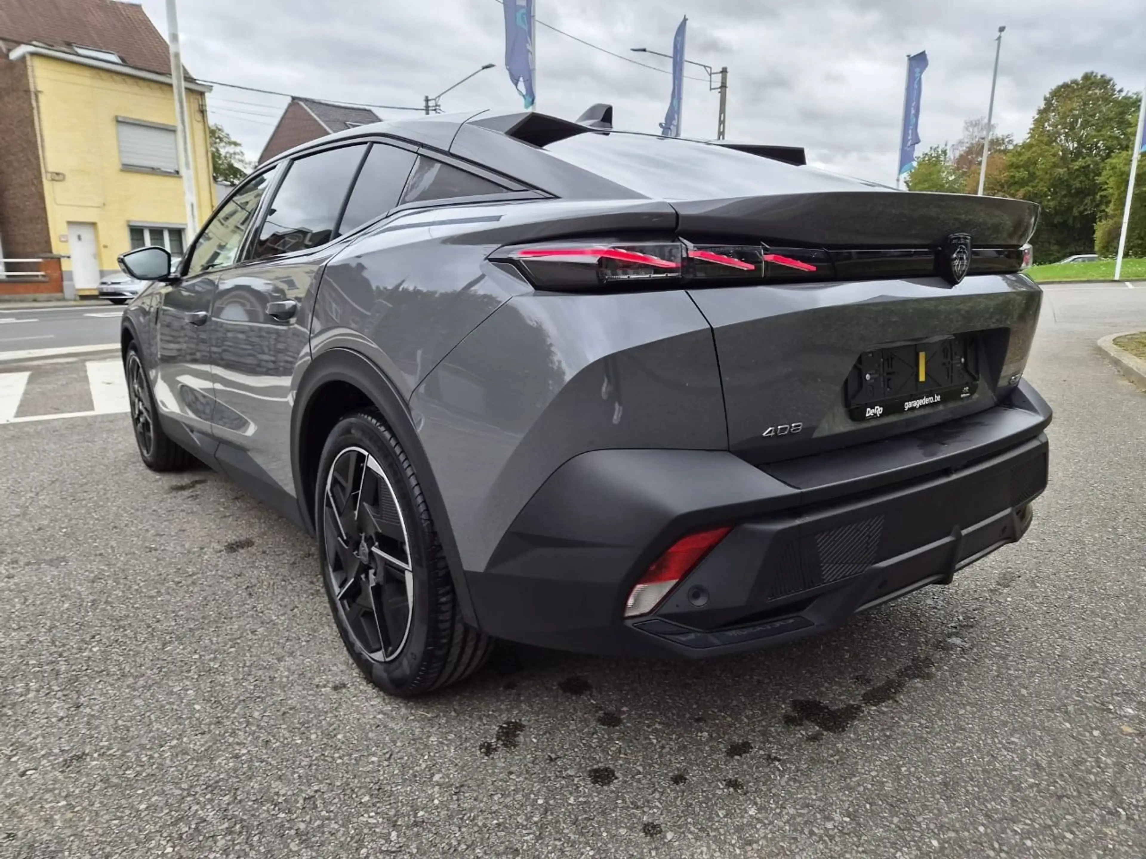 Peugeot 408 GT HYBRID 145 BOITE AUTOMATIQUE — photo 7