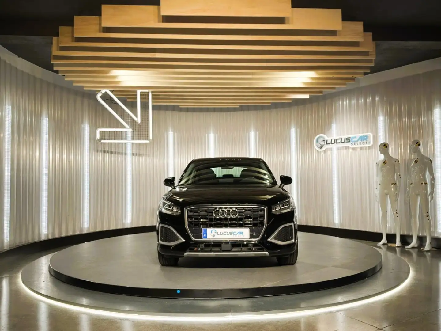 Audi Q2 35 TDI Advanced S tronic 110kW Zwart - 2