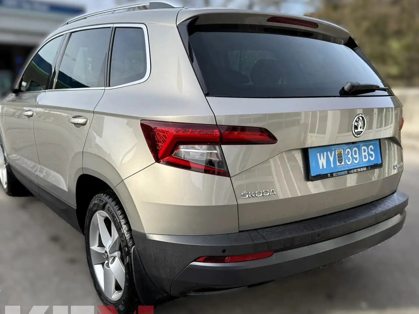 Skoda Karoq ACT Style AHK Beige - 1