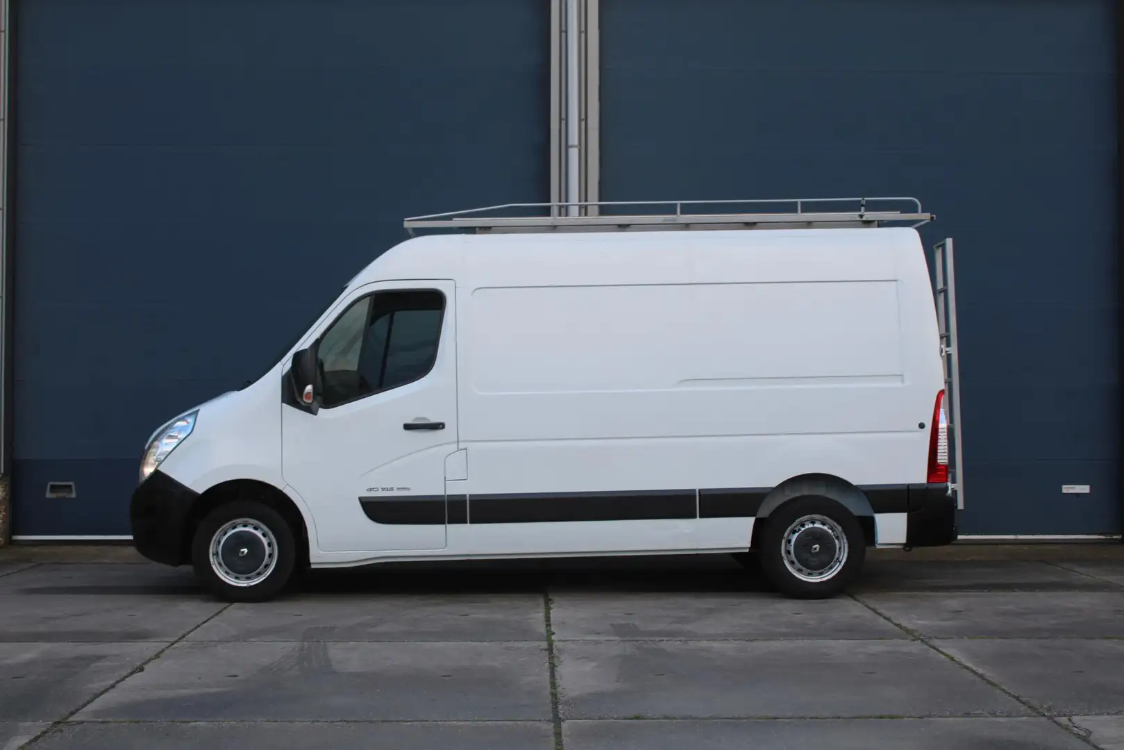 Renault Master T35 2.3 dCi L2H2 Energy AIRCO / CRUISE CONTROLE / - 2