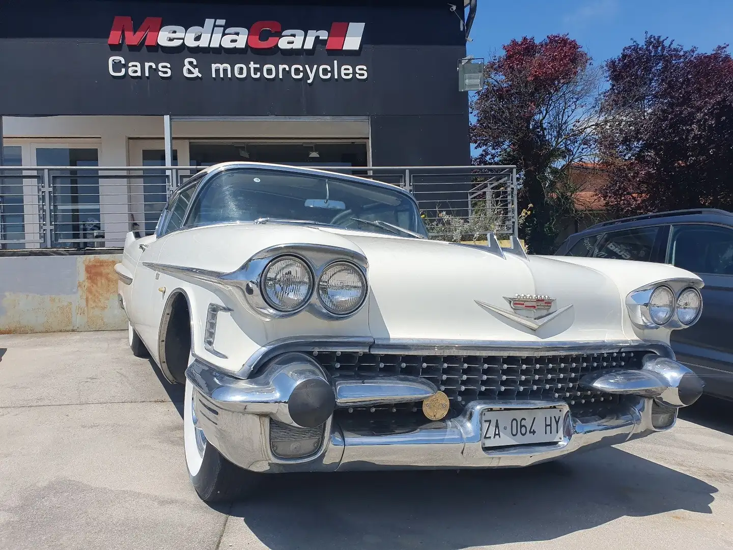 Cadillac Eldorado COUPE DE VILLE 1958 Bianco - 2