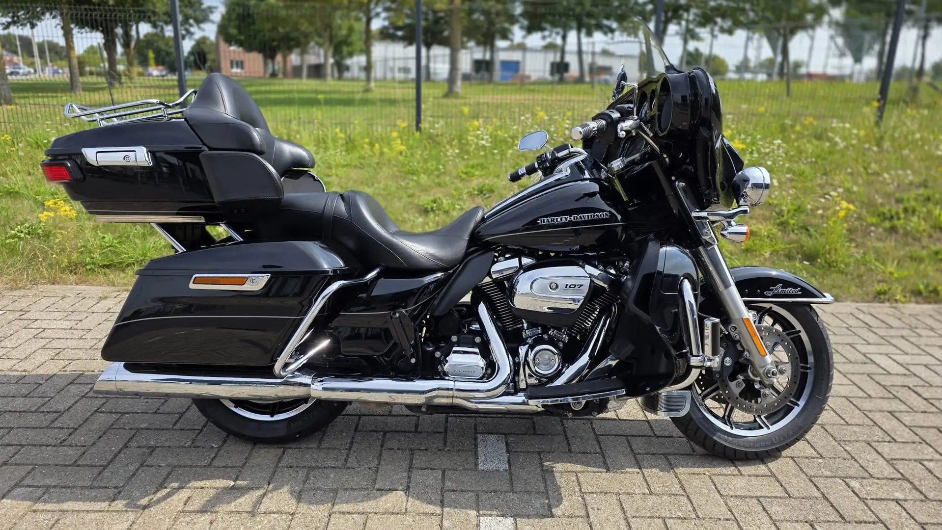 Harley-Davidson Ultra Limited Schwarz - 2