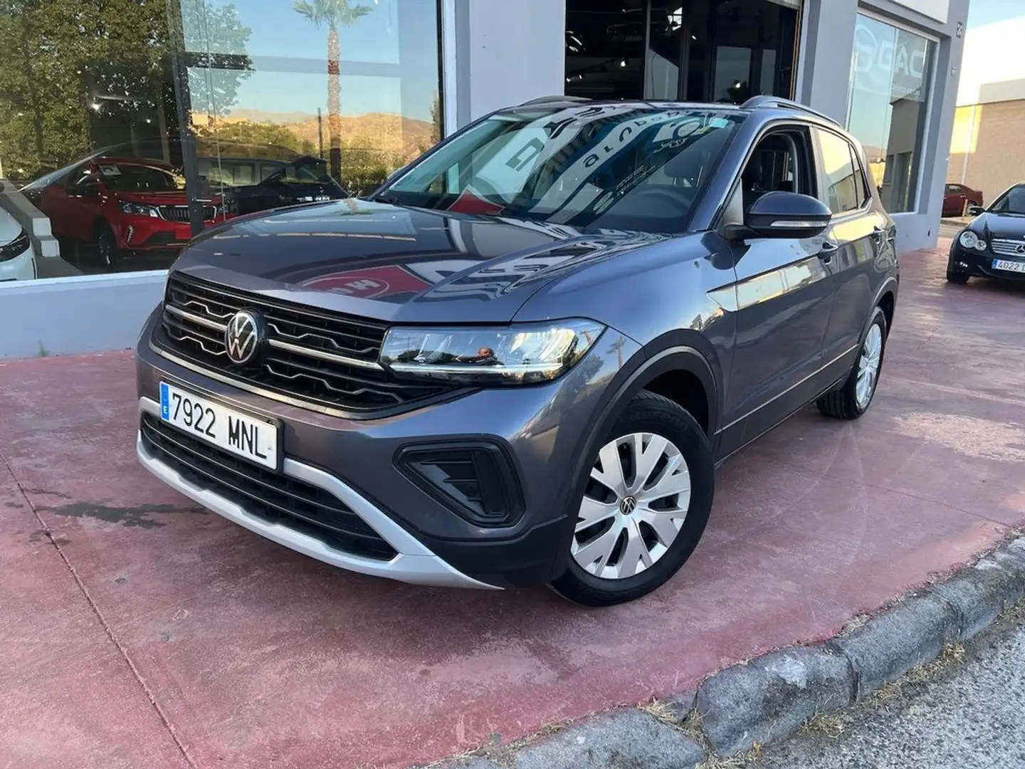 Volkswagen T-Cross 1.0 TSI Más 70kW Gris - 2