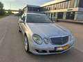 Mercedes-Benz E 200 Plateado - thumbnail 2
