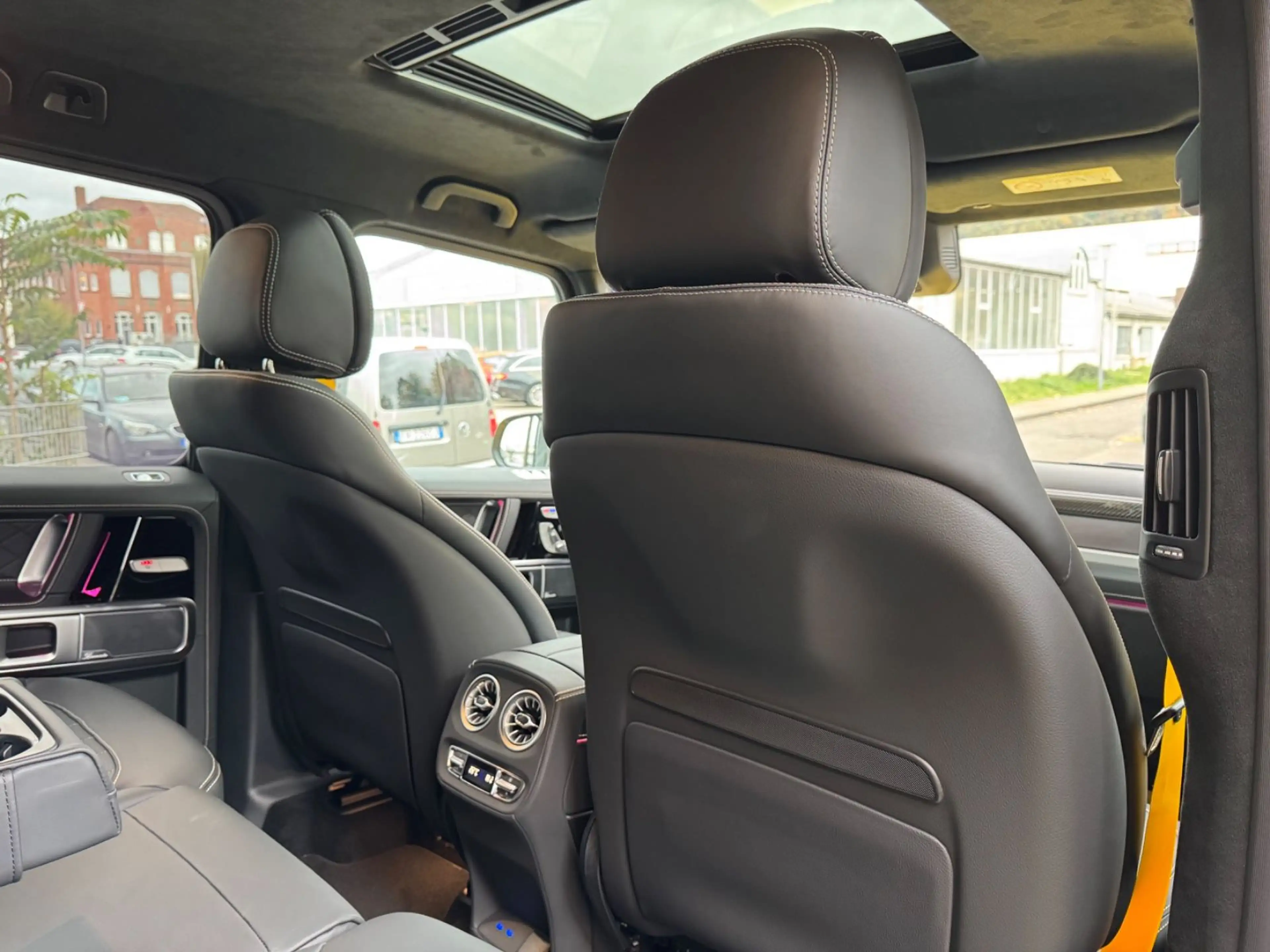Mercedes-Benz G 63 AMG MY27|ACTIVE RIDE|CARBON|WINTER PACK|SUPERIOR| — photo 9