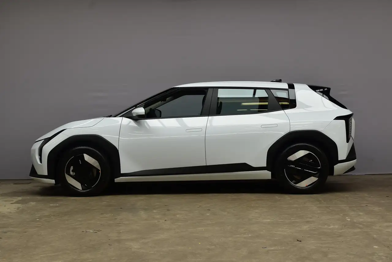 Kia EV4 2026