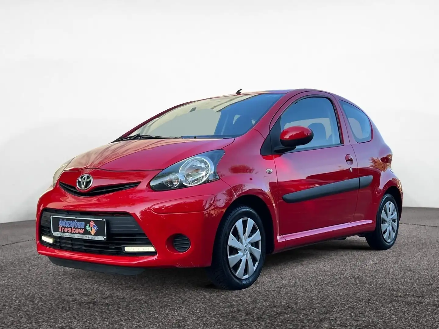 Toyota Aygo TOYOTA AYGO Allwetter KLIMA Red - 1