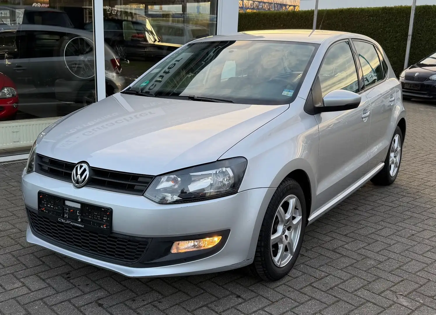 Volkswagen Polo V Silber - 1