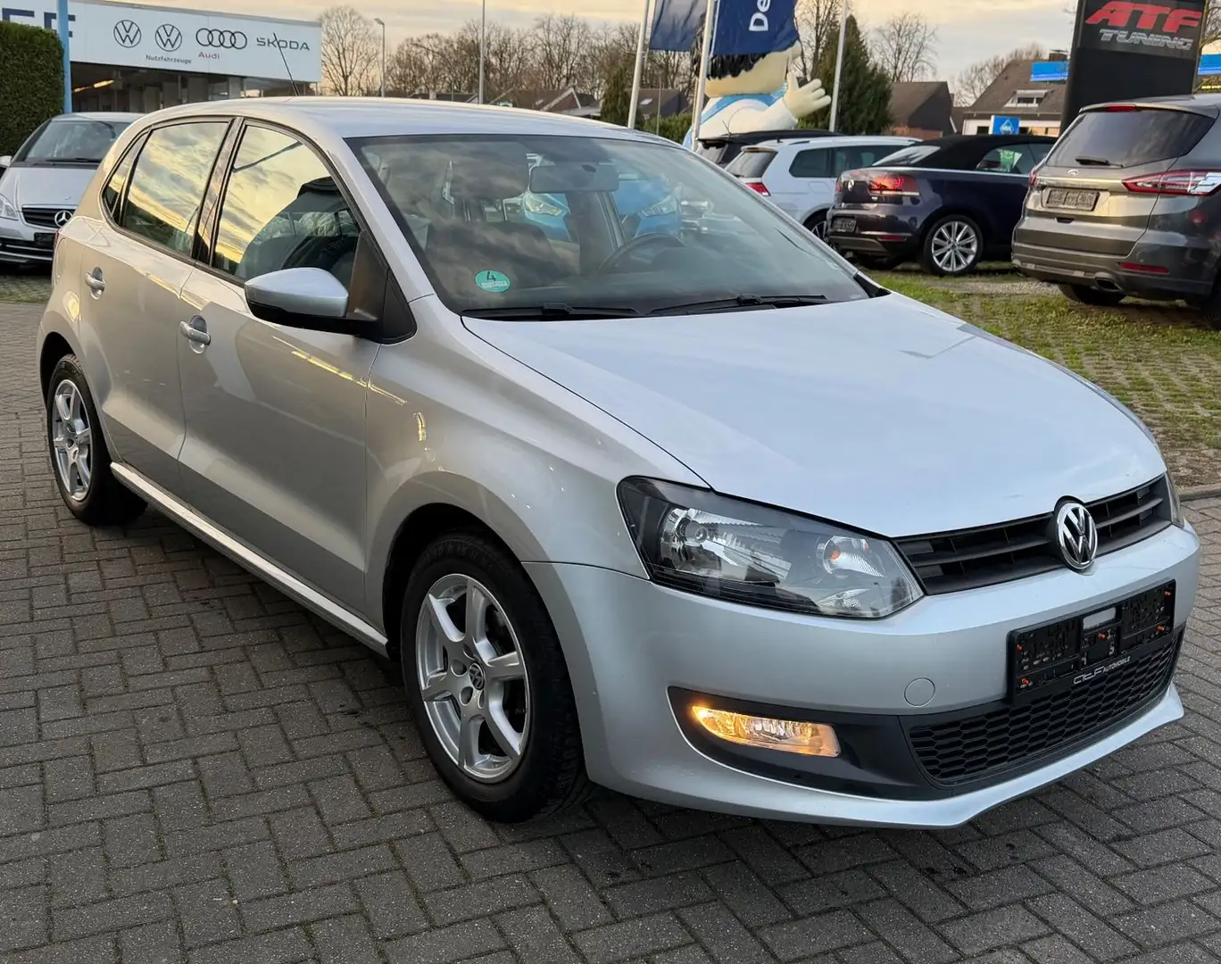 Volkswagen Polo V Silber - 2