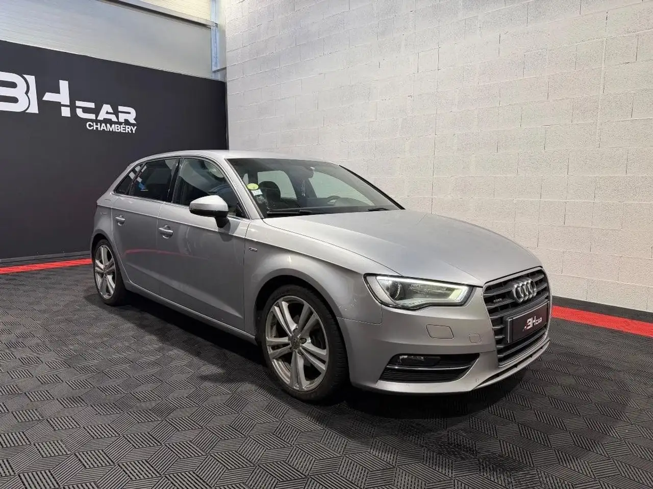 Audi A3 SPORTBACK 1.6 TDI 110 S-LINE QUATTRO