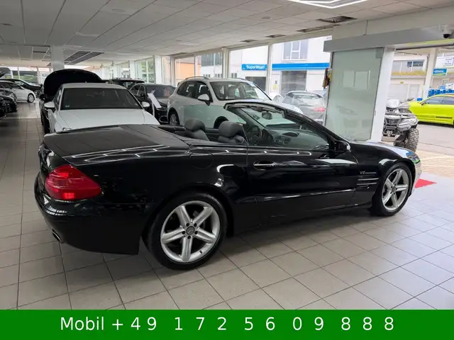 Mercedes-Benz SL view 11