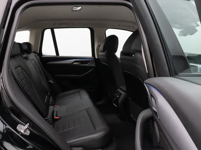 BMW X3 view 26
