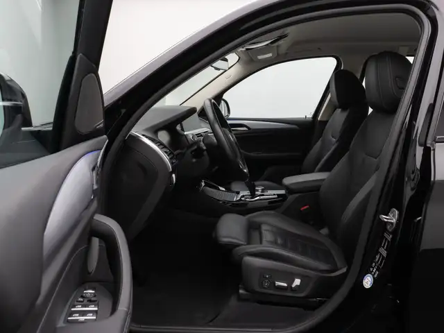 BMW X3 view 19