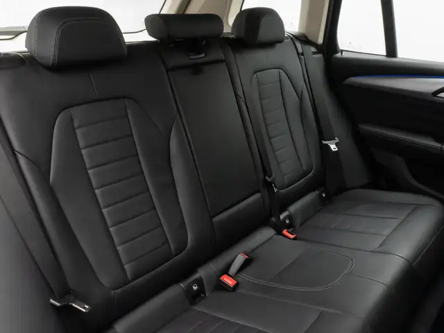 BMW X3 view 28