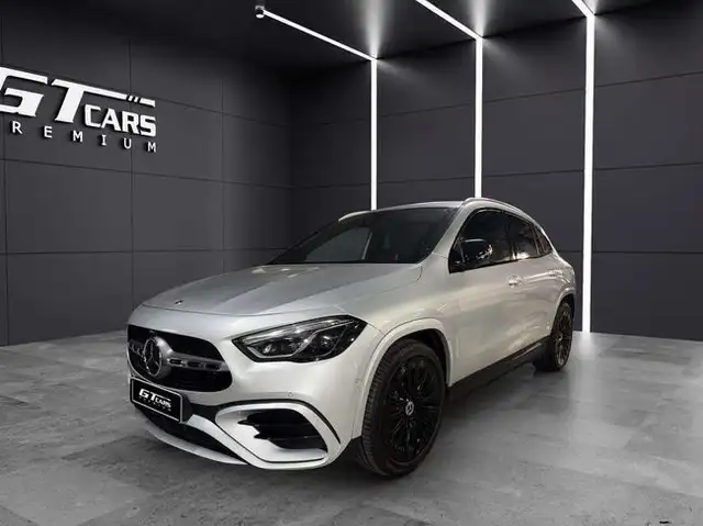Mercedes-Benz GLA 220 220d AMG