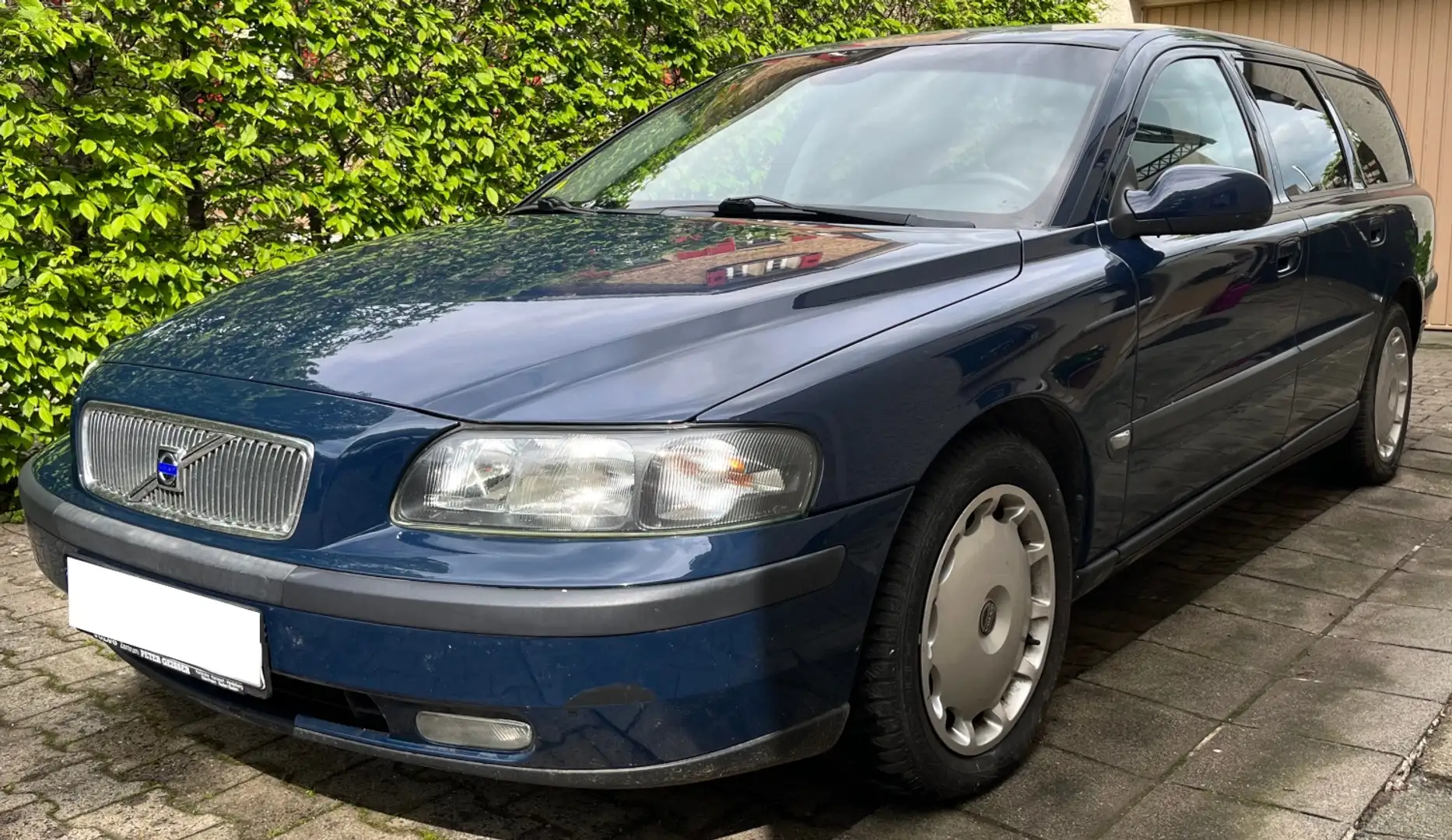 Volvo V70 V70 Diesel D5 Momentum Azul - 1