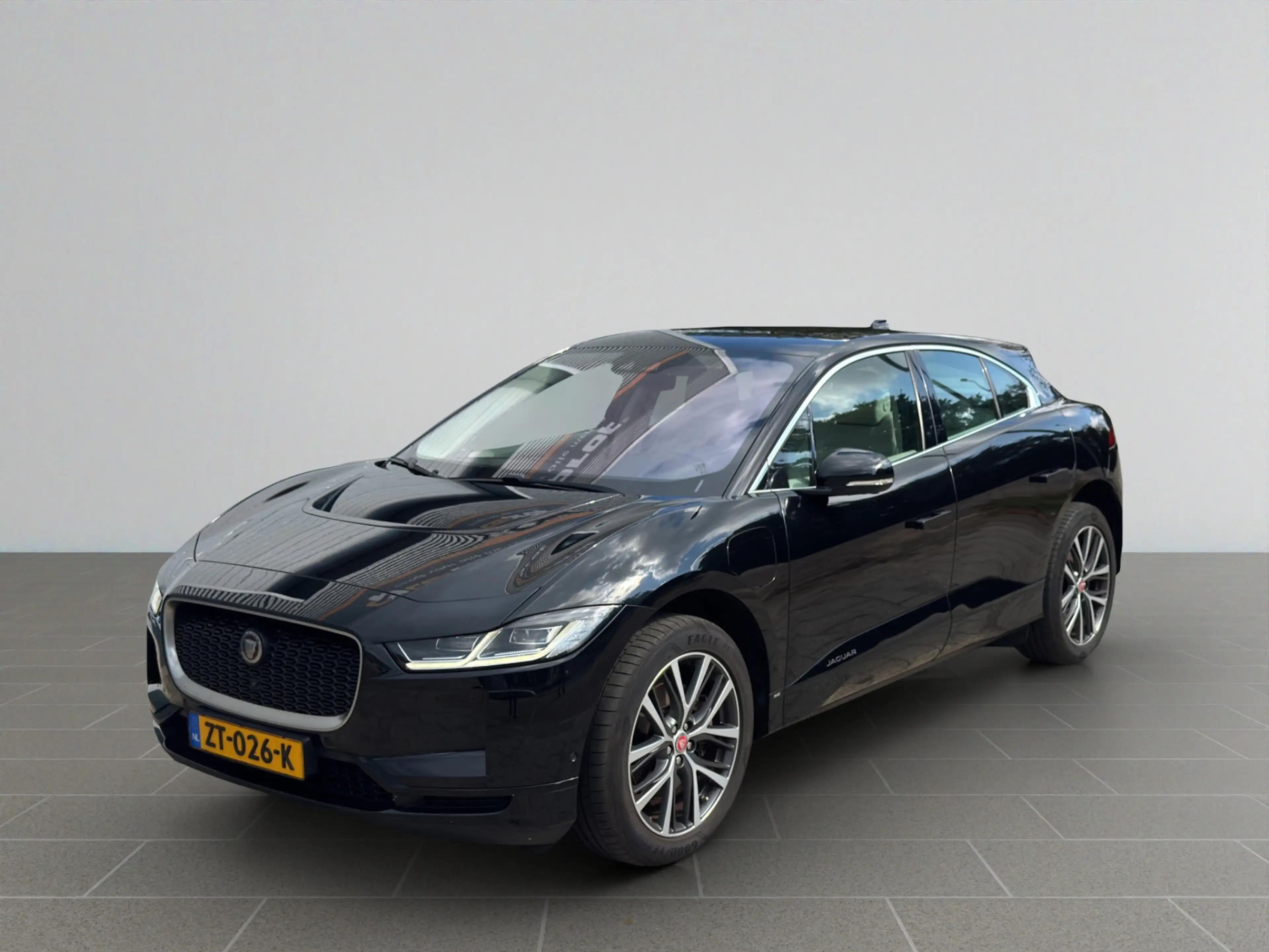 Jaguar I-Pace EV400 SE 90 kWh | Luchtvering | Meridian | 360* | — photo 6