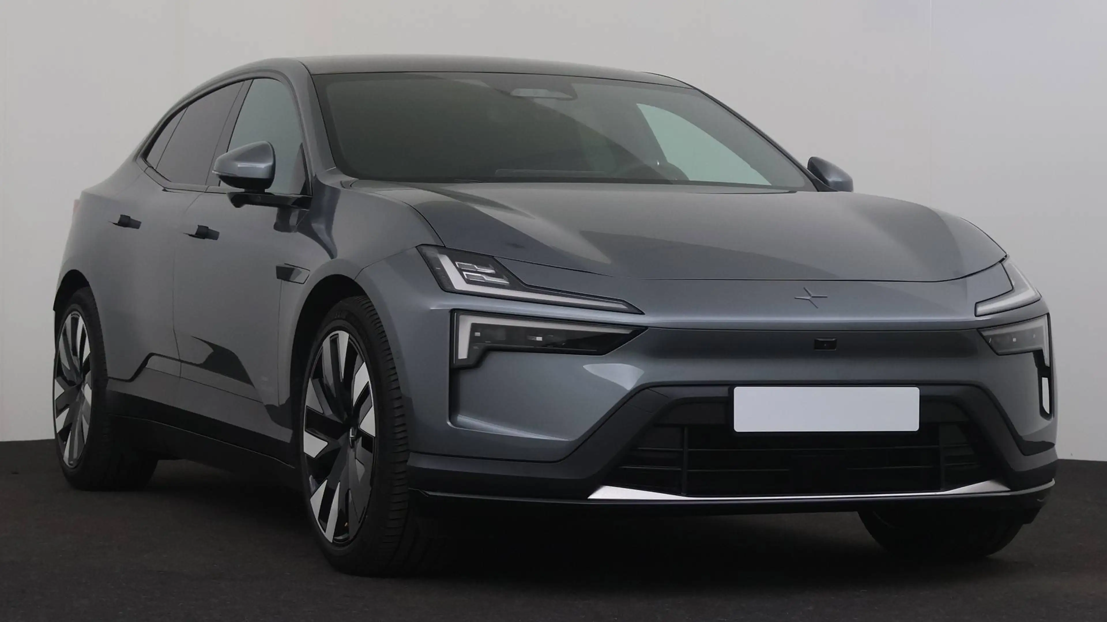 Polestar 4 100 kWh Long Range Dual Motor MY25 Pilot/Plus/Pro — photo 7