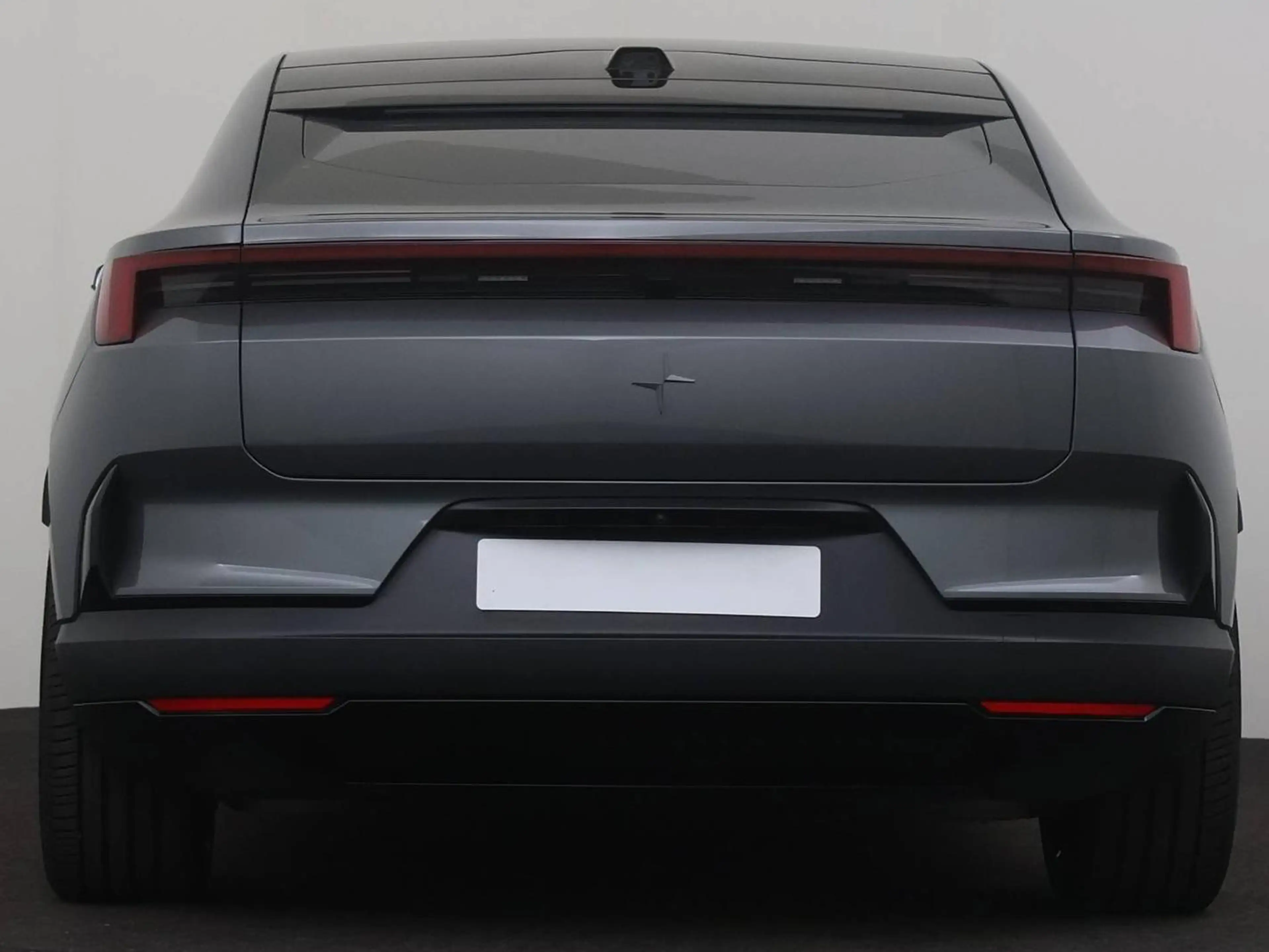 Polestar 4 100 kWh Long Range Dual Motor MY25 Pilot/Plus/Pro — photo 4