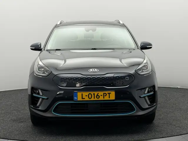 Kia E-Niro view 3
