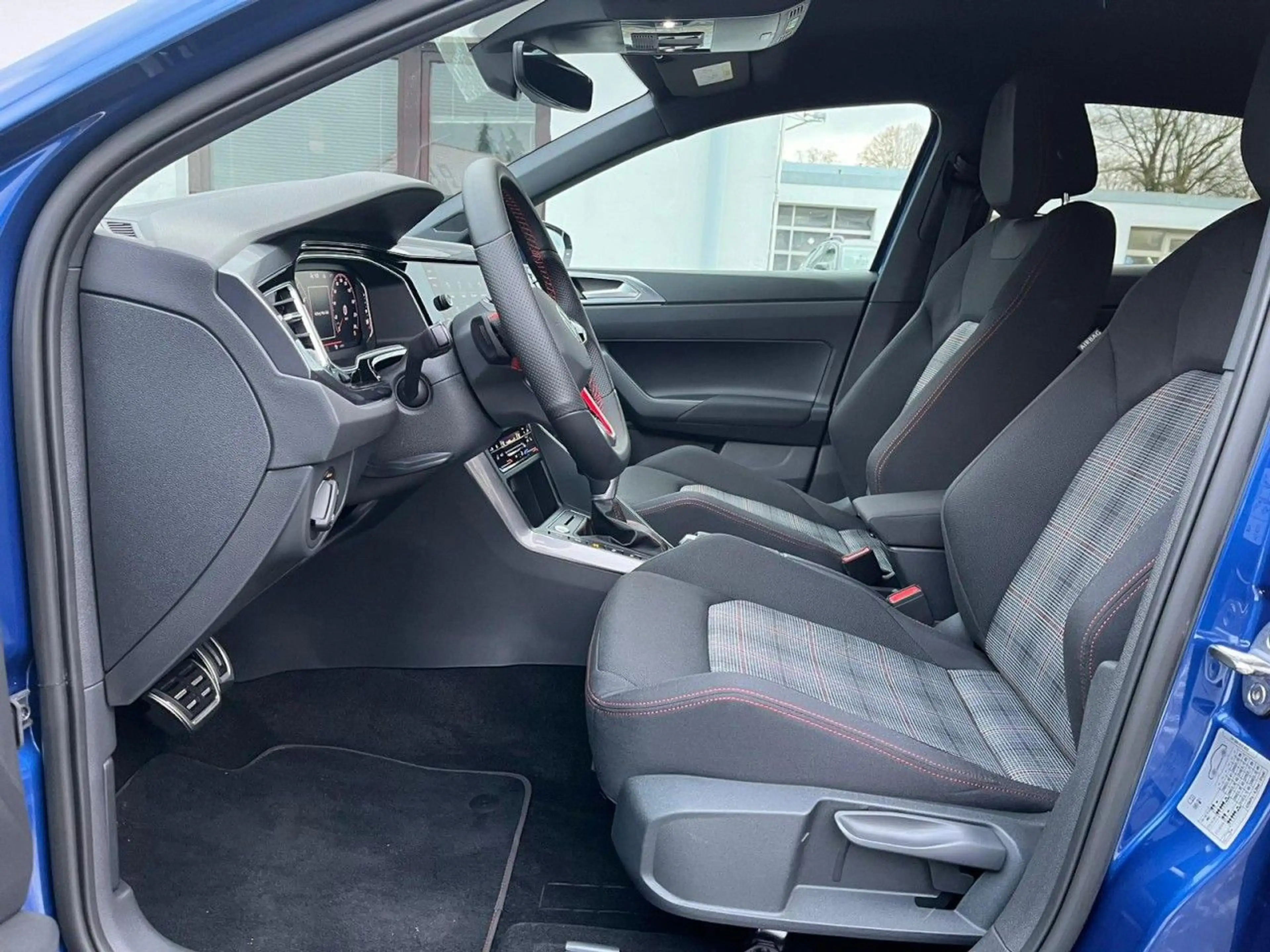 Volkswagen Polo GTI 2.0 TSI DSG ACC Matrix LM IQ.DRIVE Klima — photo 6
