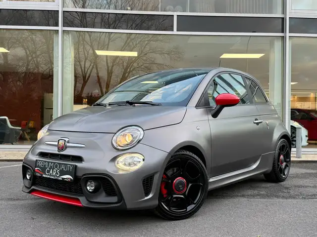 Abarth 595 PISTA / MAT GRIJS / CARPLAY / SABELT SEATS /