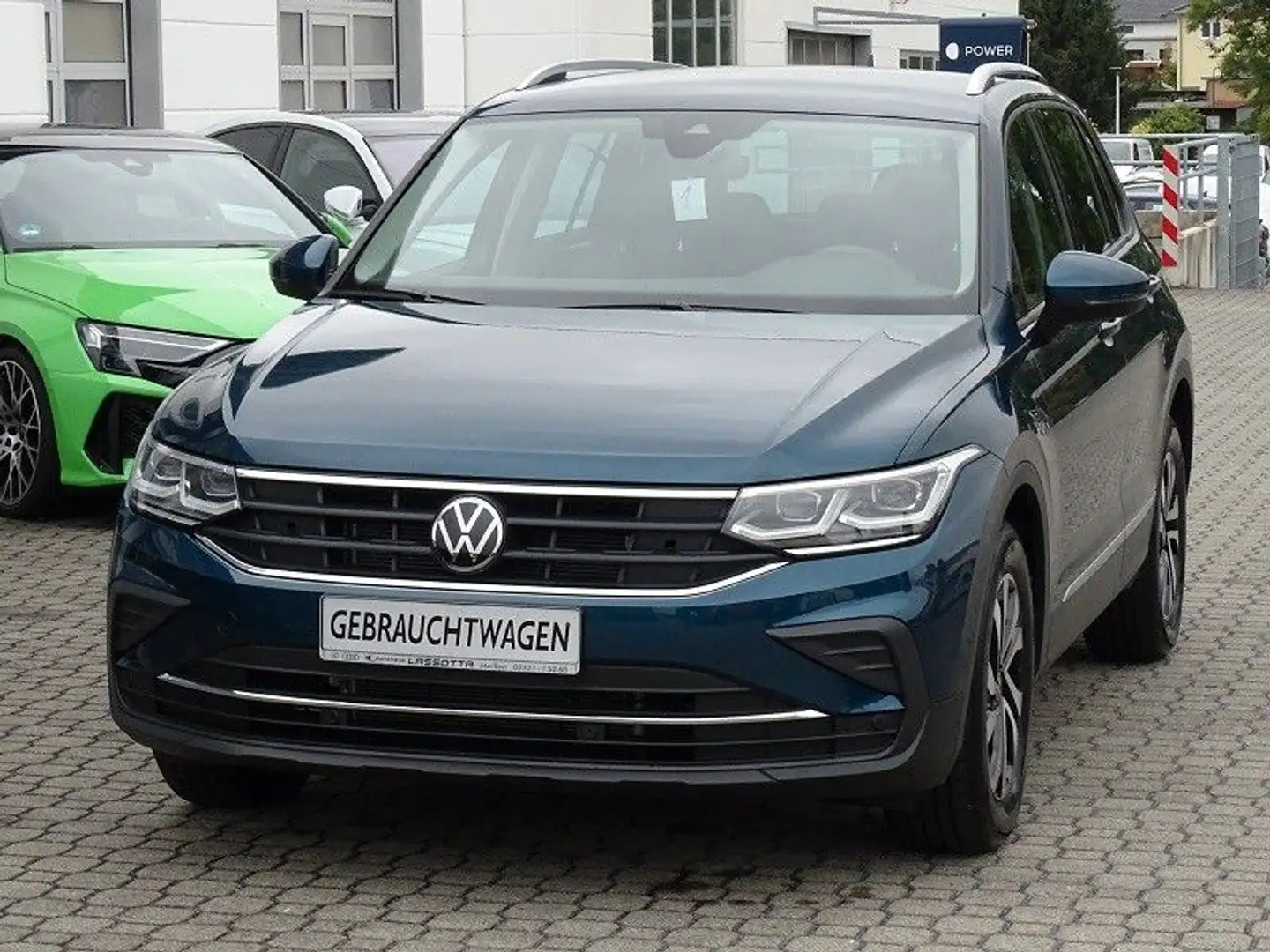 Volkswagen Tiguan 1.5 TSI Active - AHZV / Matrix-LED Blau - 2