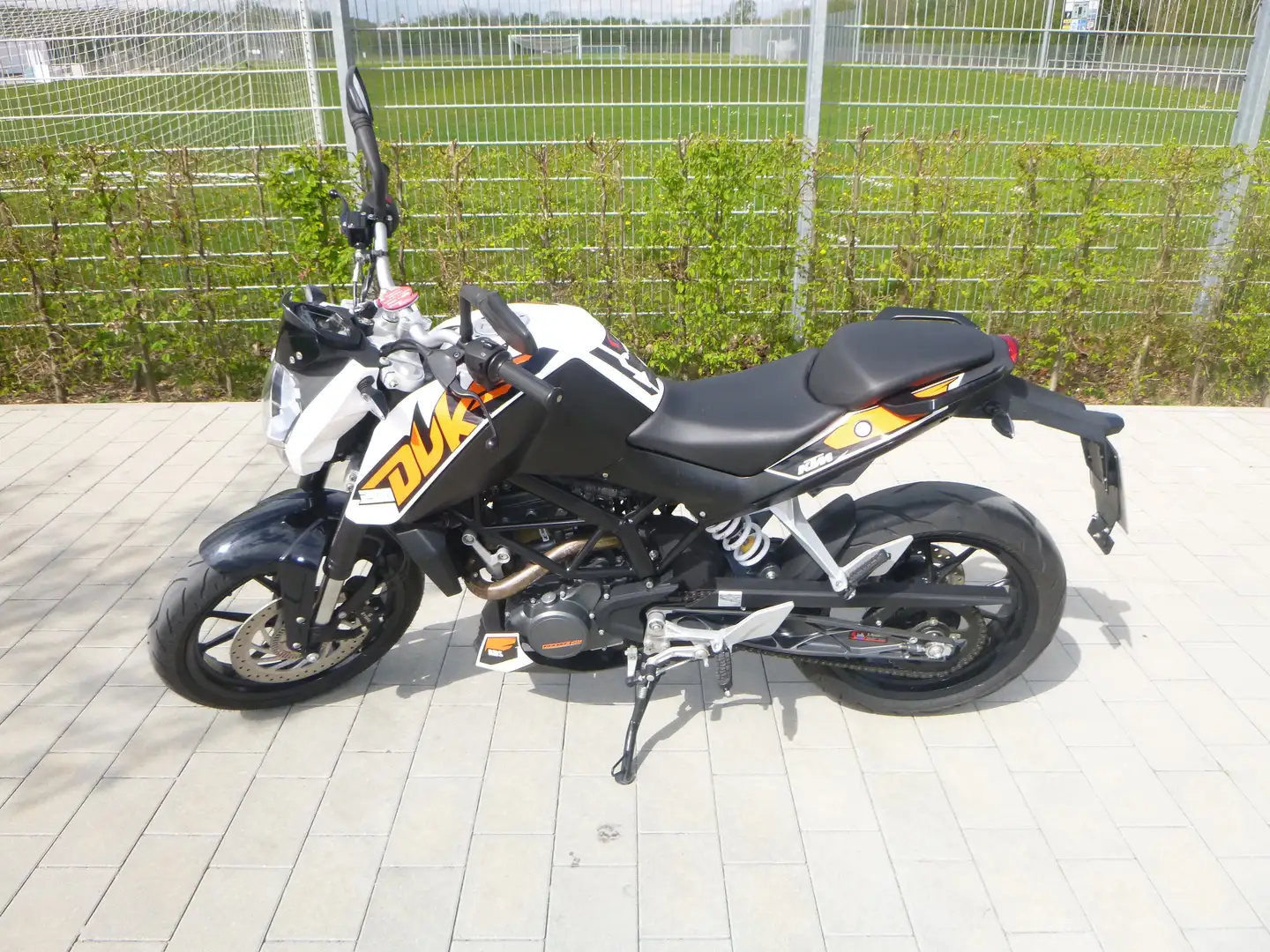 KTM 200 Duke Weiß - 1