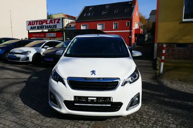Peugeot 108 Allure aus 1. Hand, erst 8Tkm!