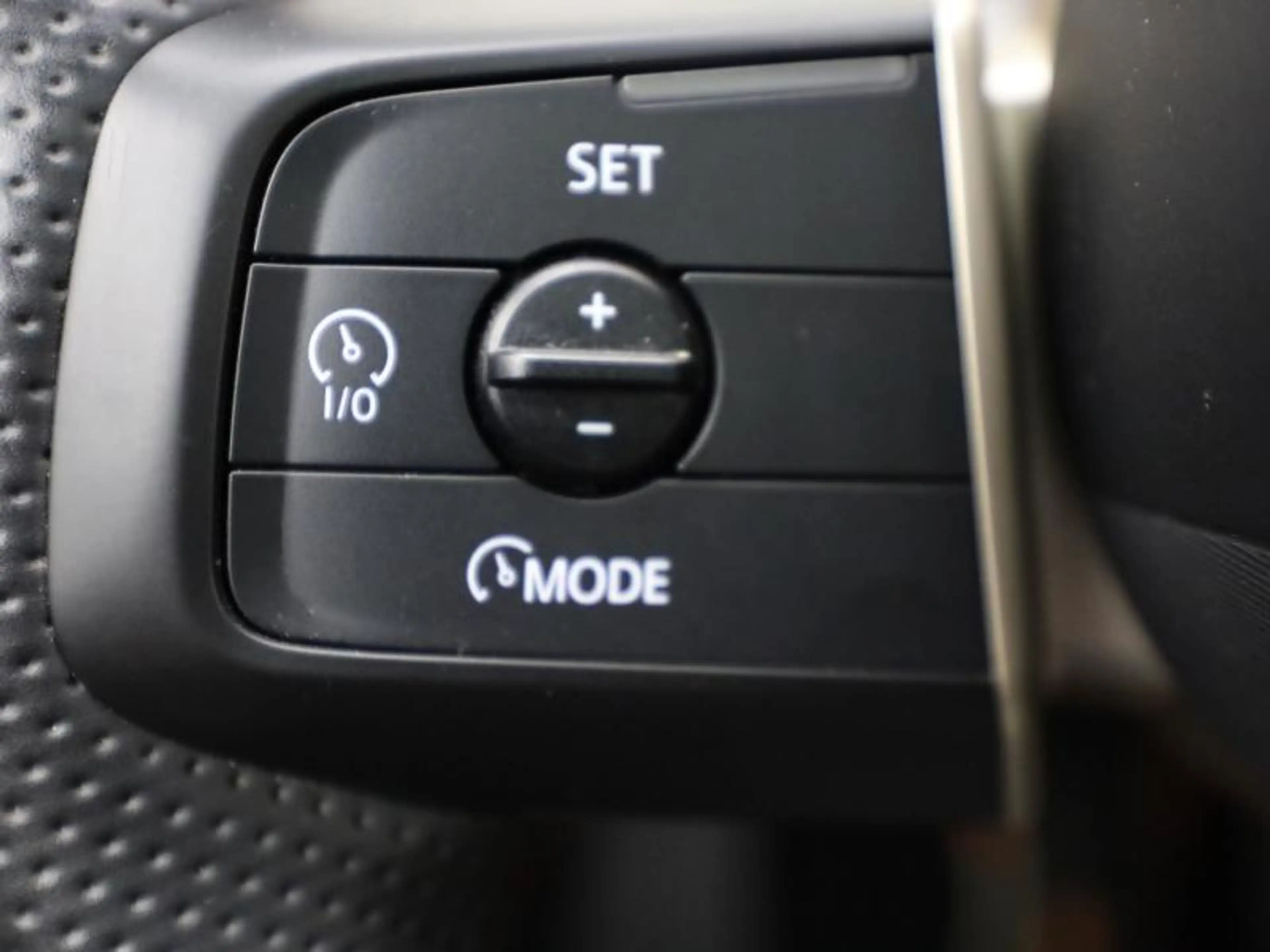 MINI Countryman C JCW PACK - PANODAK - ACC - HARMAN-KARDON — photo 11