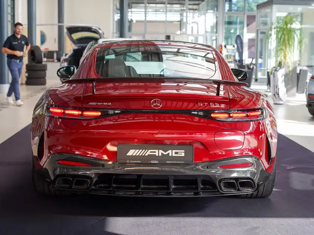 Mercedes-Benz Amg GT view 4