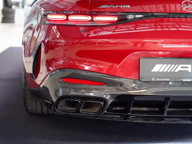 Mercedes-Benz Amg GT view 5