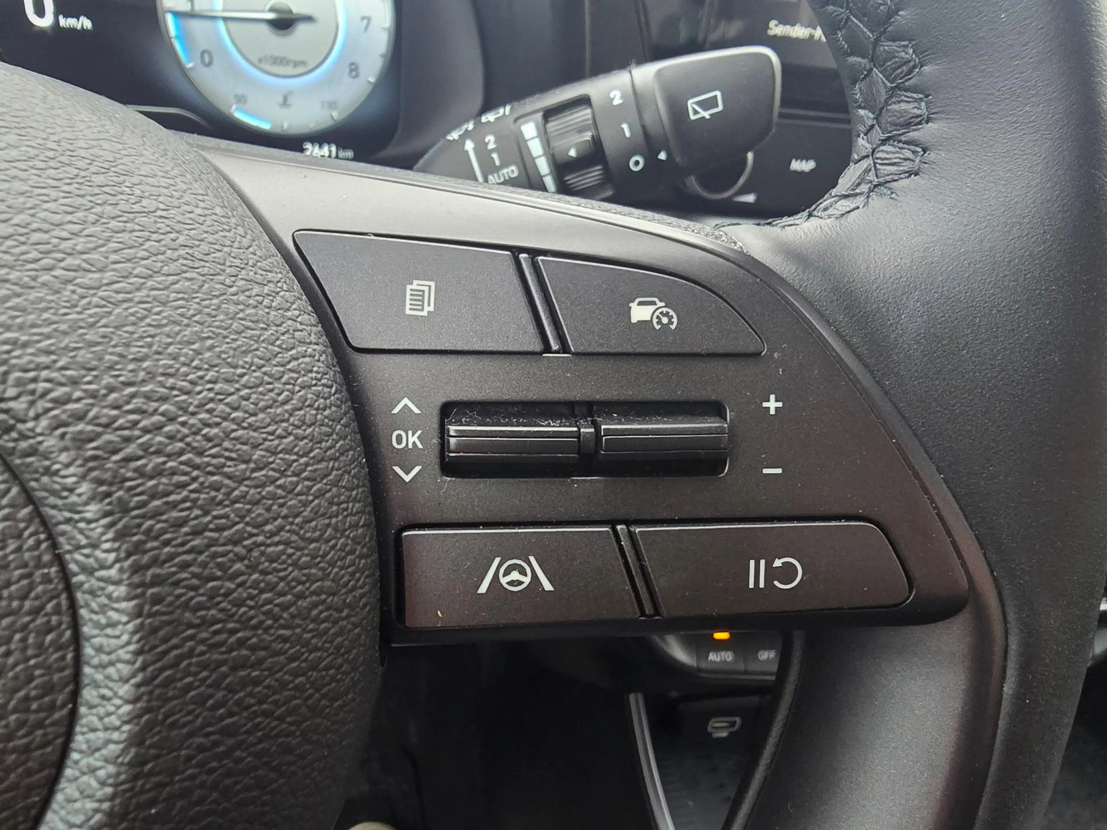 Hyundai BAYON Trend 90PS+Keyless+LED+Kamera+Navi+ — photo 11