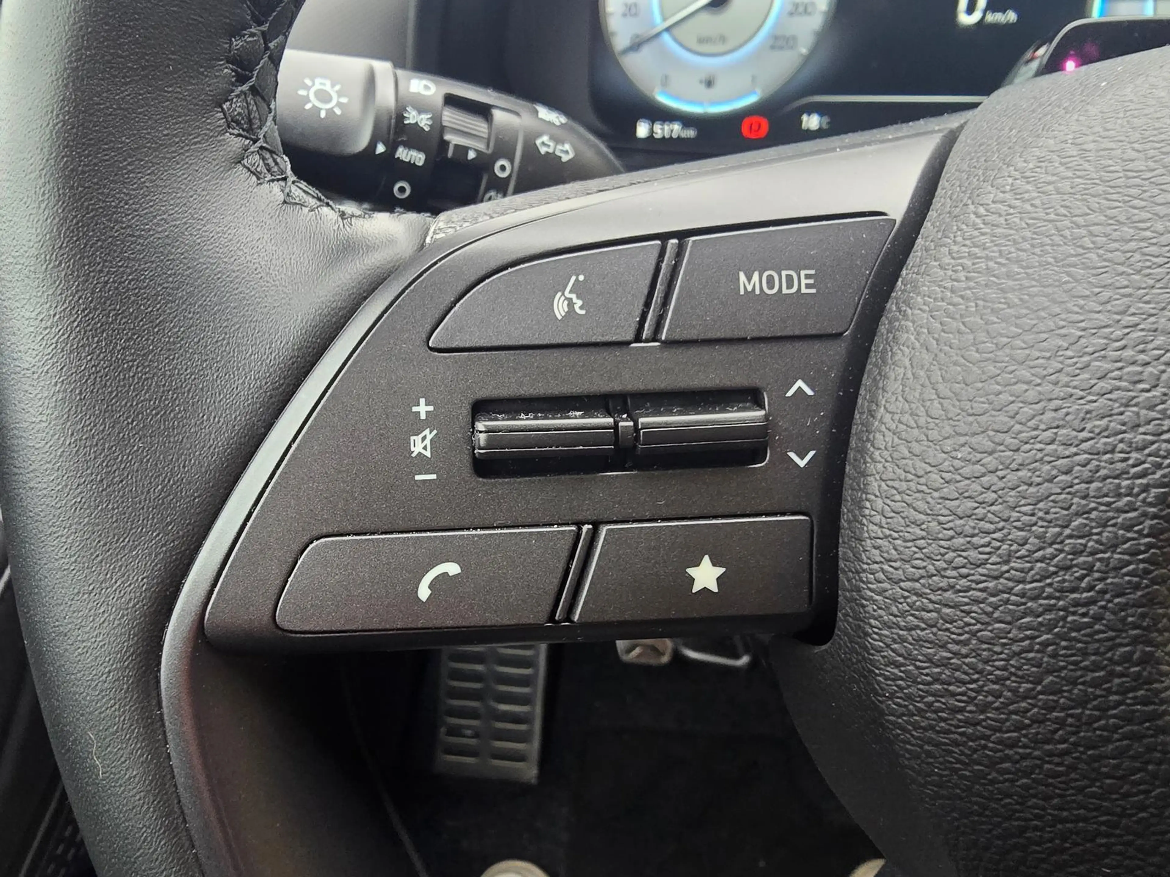 Hyundai BAYON Trend 90PS+Keyless+LED+Kamera+Navi+ — photo 10